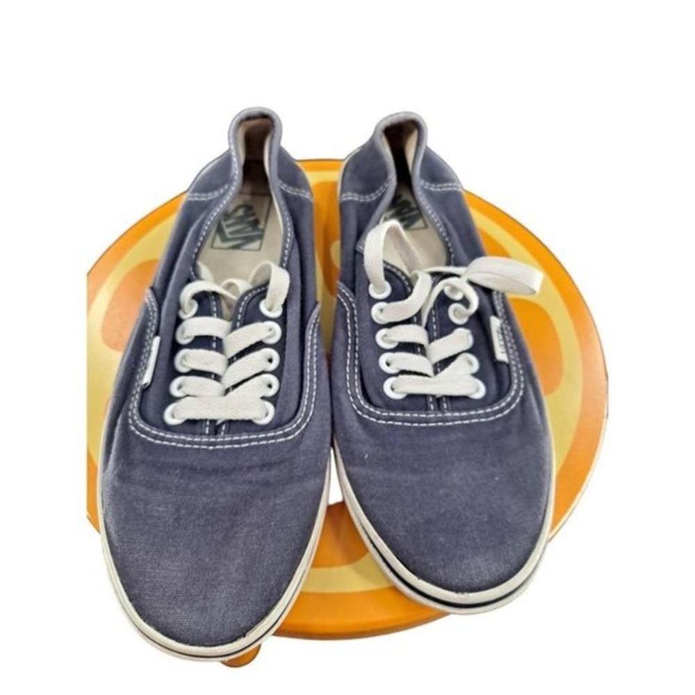 Vans Low Top Canvas Sneakers Size‎ 8